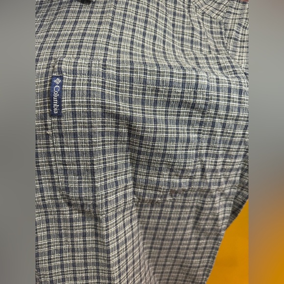 Columbia Sportswear Company Men’s Woven Blue Gray Short Sleeve Button Down Shirt - Picture 7 of 16